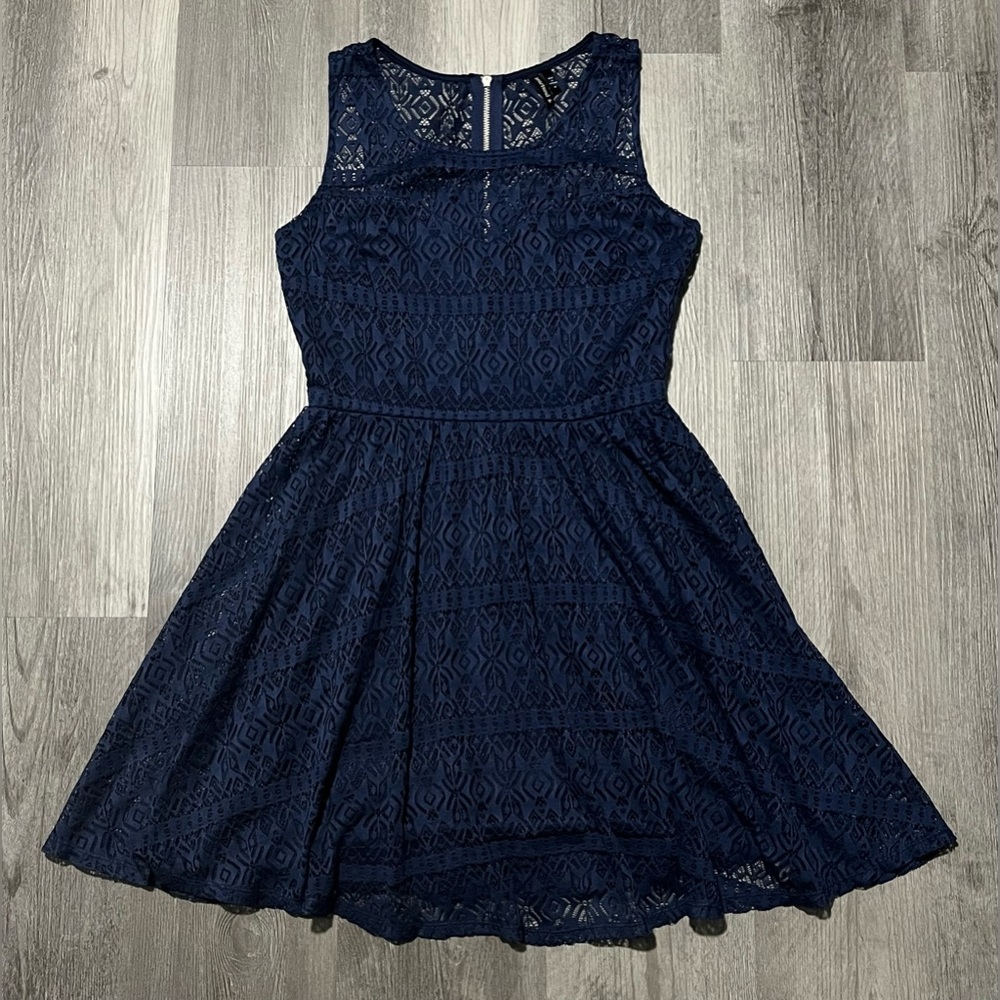 Heartsoul Lace Lined Sleeveless Peplum Dress - Navy Blue - Sz Women’s Medium